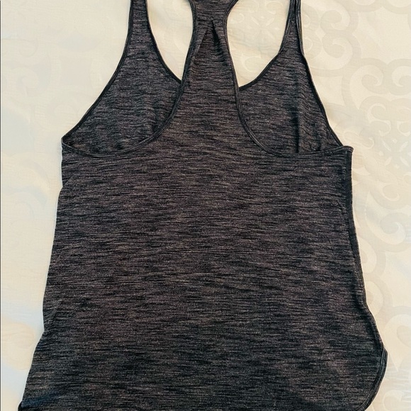 Tank top - Picture 2 of 3